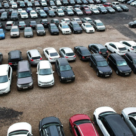 Parkování u letiště Praha: Fixparking